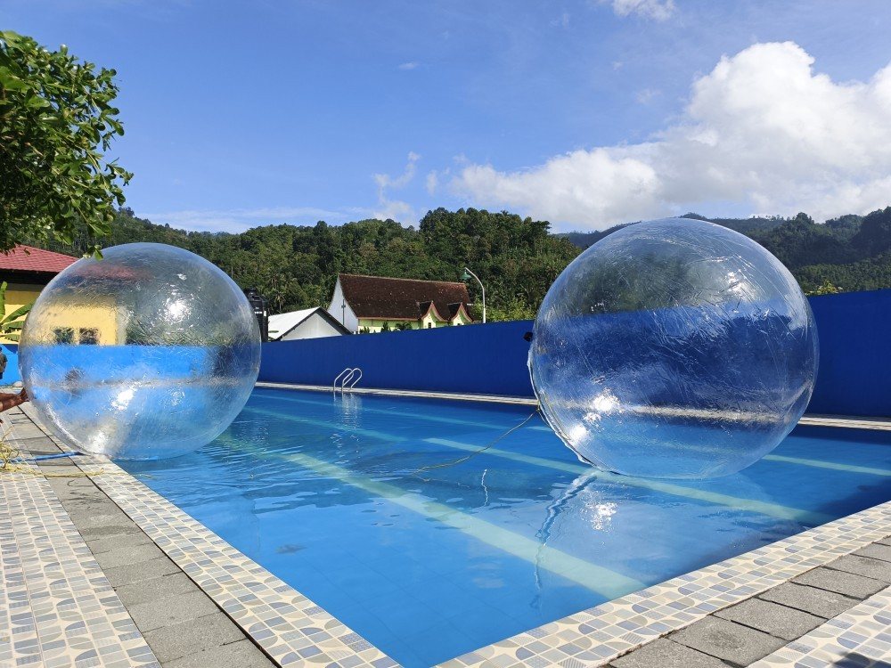 Wahana waterball di Pundungsari Park